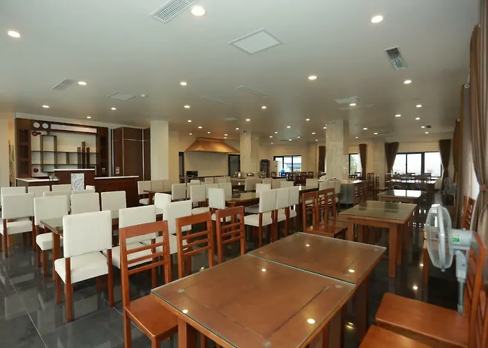 Dayth Hotel Hạ Long