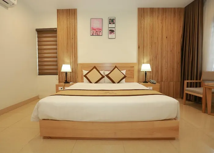 Dayth Hotel Hạ Long