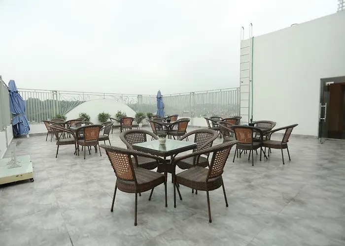 Dayth Hotel 2*