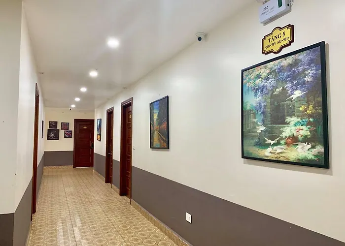 Hotel Dayth Hạ Long